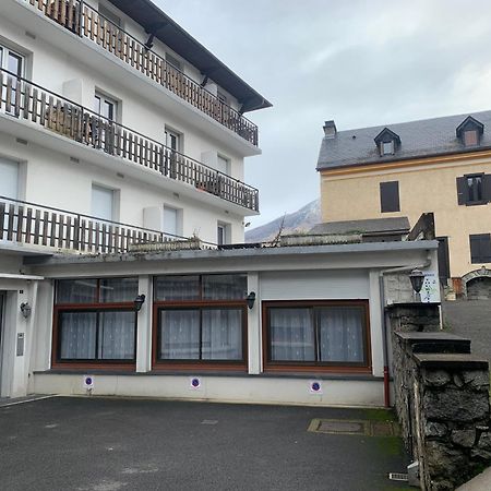 Appartement T4 140 M2 Spacieux Et Calme Pour 8 Personnes Luz-Saint-Sauveur Exterior foto